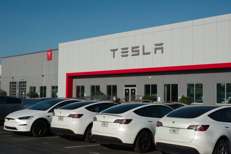 Elon Musk-Led Tesla's Chinese Wholesale Sales Rise Nearly 10% In January - Tesla (NASDAQ:TSLA)