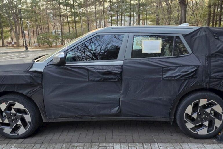 A new Hyundai electric SUV is out testing that looks just like the Crater EV Concept [Images]