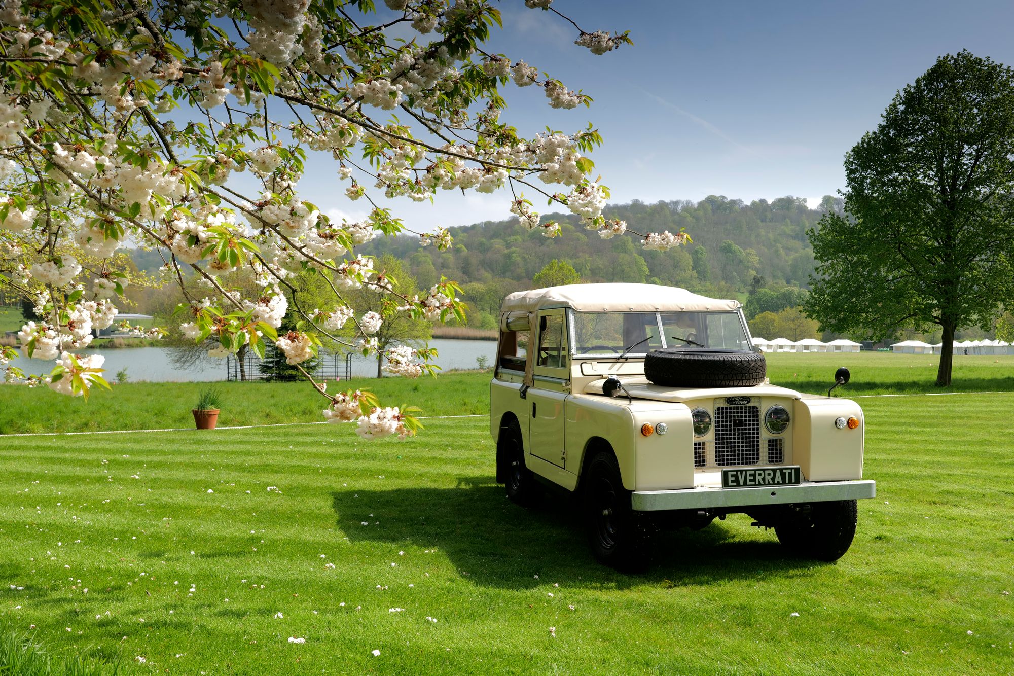 Even the original Land Rover has been electrified by Everrati