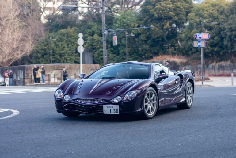 Orochi, LaFerrari, DeLorean and others today in Tokyo [multi]