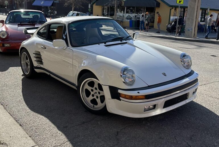 Porsche 911 Turbo 2434x2434]