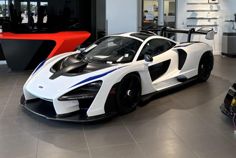 Mclaren Senna [2488x2488]