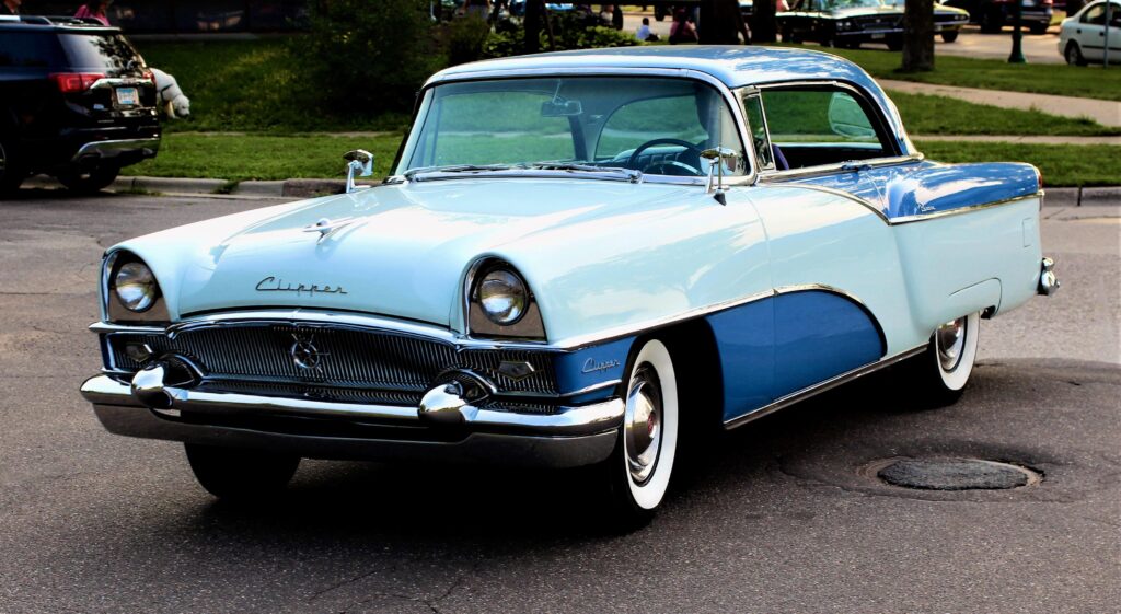 Packard Clipper