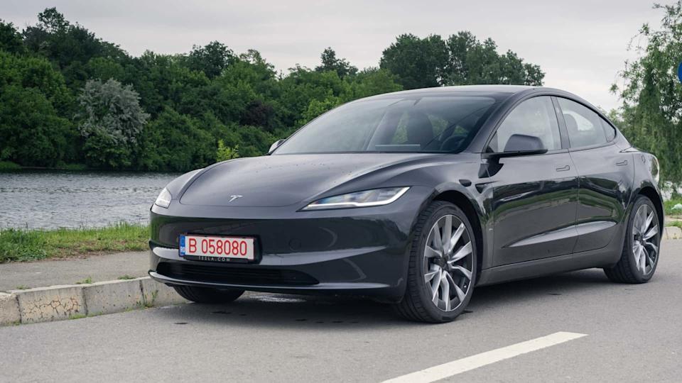 Tesla Model 3 Long Range