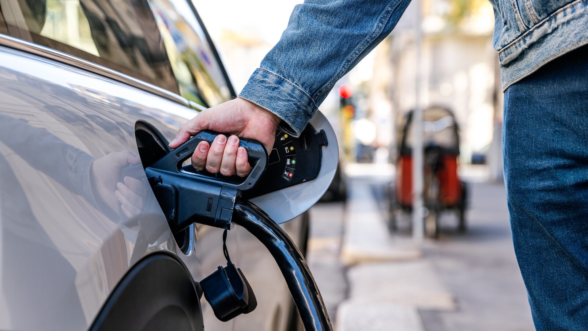 EV car is blamed for fatal crash