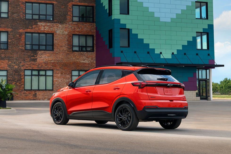rear 3/4 view of the bolt rs in habanero orange