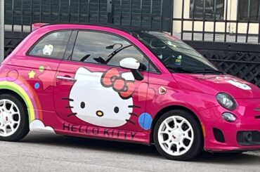 Hello Kitty Fiat 500