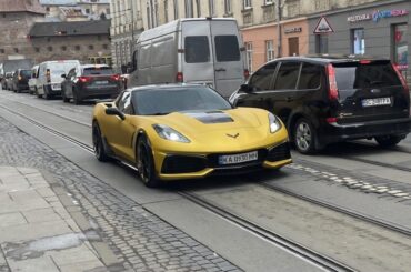 [Chevrolet Corvette C7] In yellow film with a hinge from Z06