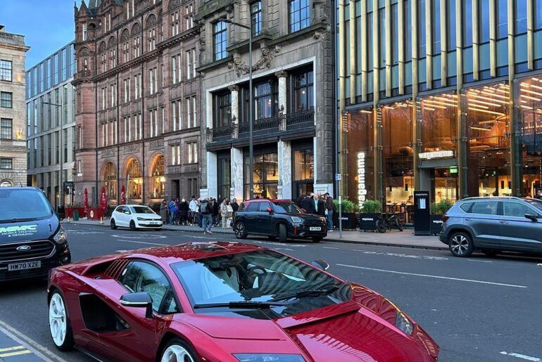 [Lamborghini Countach]