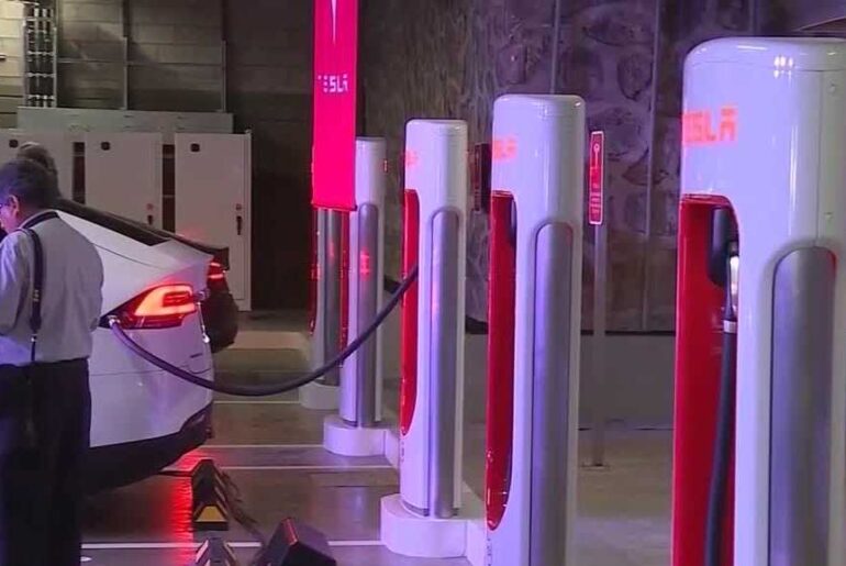 Bonita Springs leaders to discuss Tesla Superchargers downtown