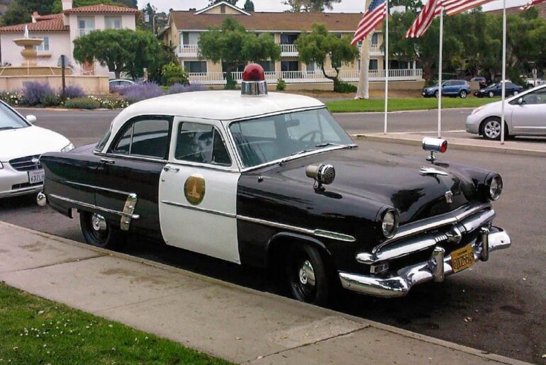 Cheese it, it's the fuzz!!