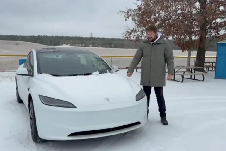 Colorado men take a new Tesla Model 3 Premium out to see how the Full Self-Driving deals with the snow and ice