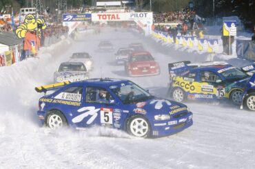 In January 1998, Nigel Mansell tried his luck in Ice Racing. He shared a Ford Escort with Rally Legend Ari Vatanen in the 24 Hours of Chamonix.
