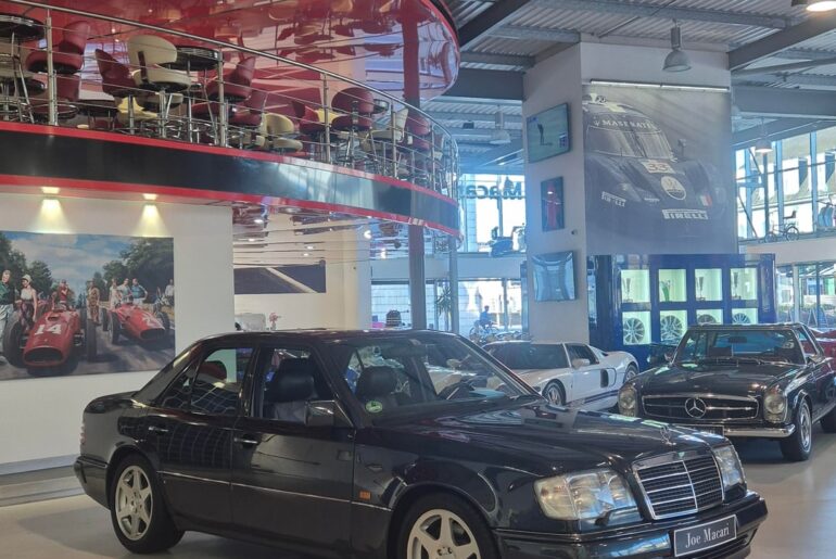 A car i never knew existed. The [w124 Mercedes e60 amg] gotta love a big boy benz