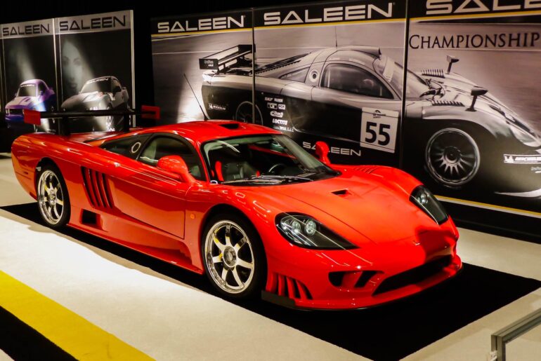 Shark-like gill slits of the [Saleen S7]