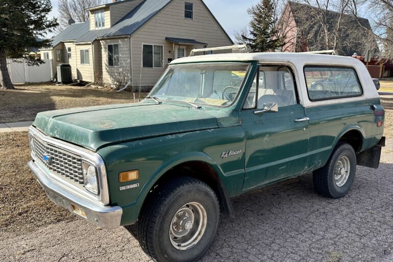 1972 Chevrolet K5 Blazer.