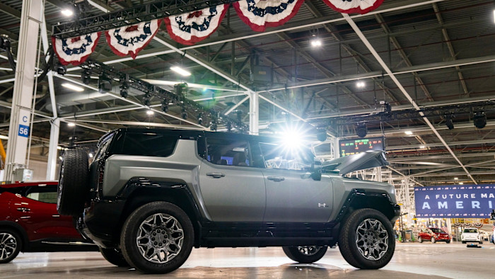 Why General Motors is making a ‘risky’ bet on an unproven battery technology