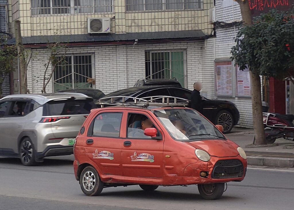[Fulu A1 Comfort]spotted in Zizhong County,Neijiang,if you’ve seen The Grand Tour S03E06, you might remember it