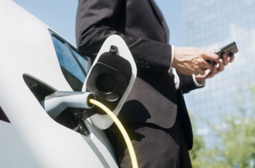 How EV chargers are turning carbon credits into cash for Canadian drivers