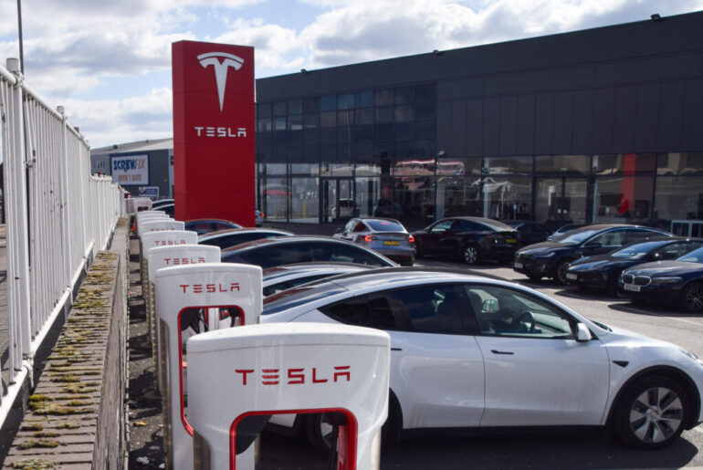 Tesla keeps dealer and manufacturer license in California after marketing ‘corrective action’