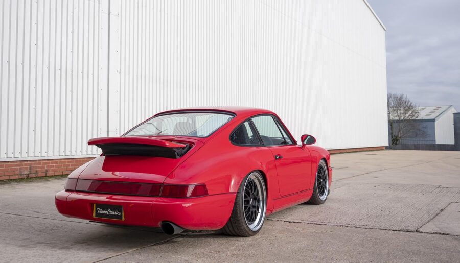 Porsche 964 C4 Manual in Rosso Corsa (1600 x 1067)