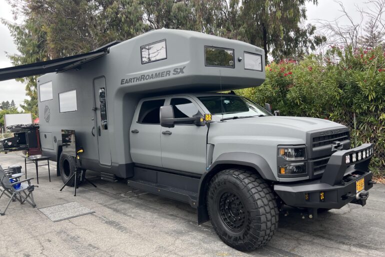[EarthRoamer SX] Spotted tailgating last Football season