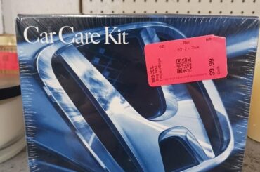 Tonight on random stuff i found at the thrift store: honda car care kit