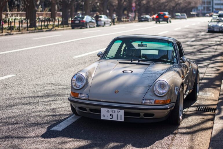 More photos of the [Porsche Singer 911] from yesterday