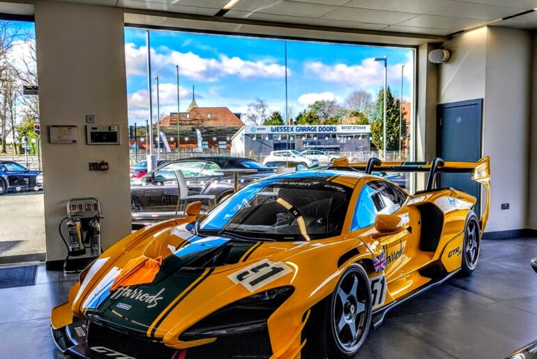 [McLaren Senna LM GTR] Never thought I'd ever get the opportunity to see this car, even in a dealership