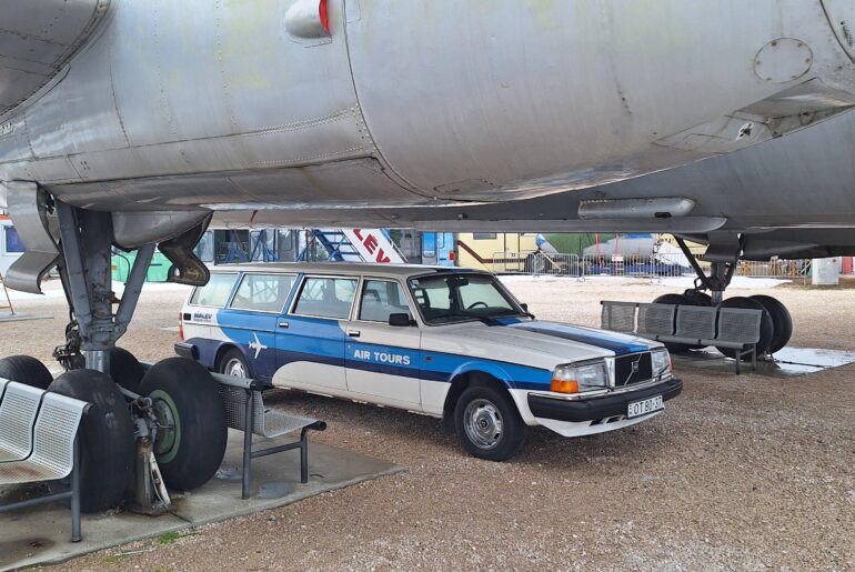 Spotted this rare [Volvo 245] waaaagon in the Aeropark museums collection (Budapest , Hungary)