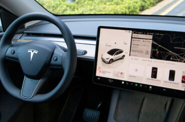 It Might Be Your Fault Apple CarPlay Isn't Available On Tesla Vehicles Yet