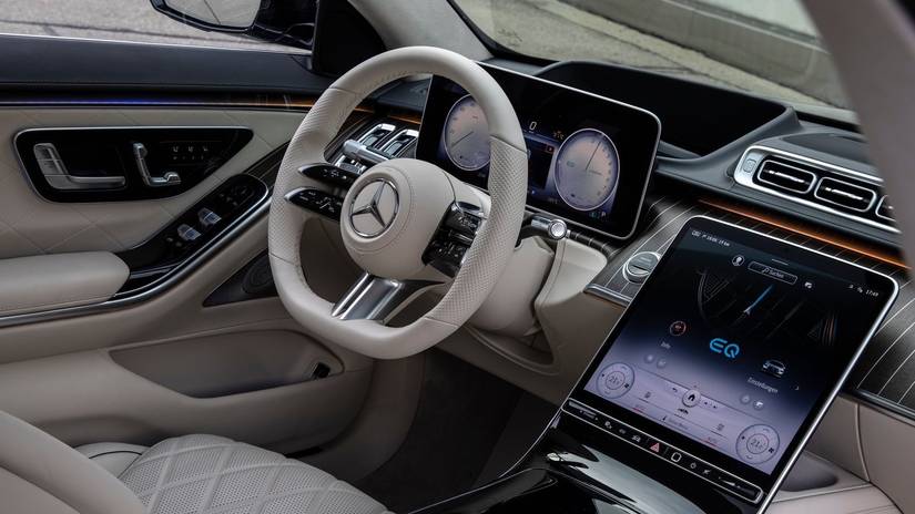 Interior of a Mercedes-Benz S580e