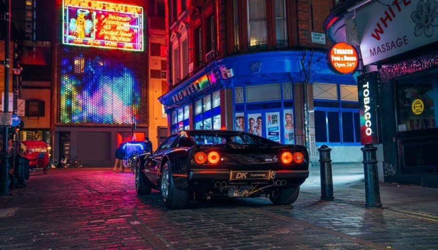 Ferrari 288 GTO [1600×1000]