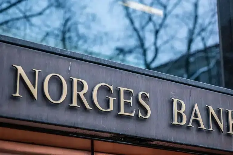 Norway's Wealth Fund Returns to Tesla, Rivian, and Ford With Major Q4 Purchases