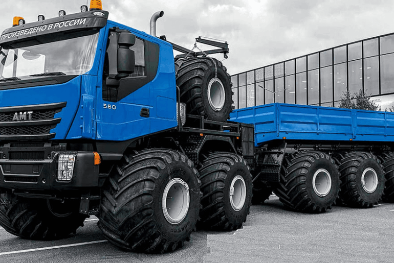 AMT 10x10.  10x10 heavy transport vehicle for special equipment in extreme conditions. This thing is built by entirely different company to KaMAZ if you are thinking of the Antarctic 6x6 or 8x8