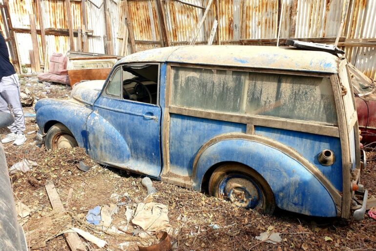 More pictures of the green Morris minor traveler that i am restoring