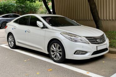 2013 Hyundai Azera/Grandeur. The Official Car Of....