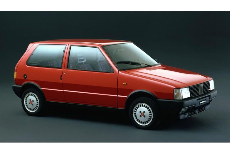 Fiat Uno: The official car of….