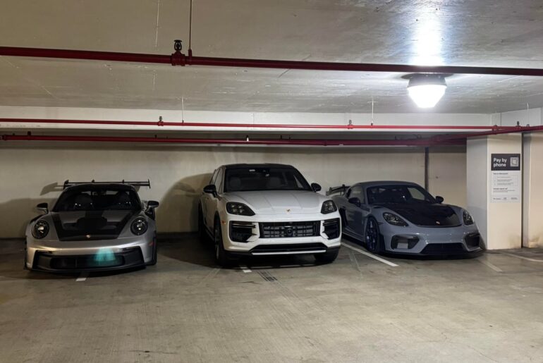 Stumbled upon this in a random apartment garage [multi]