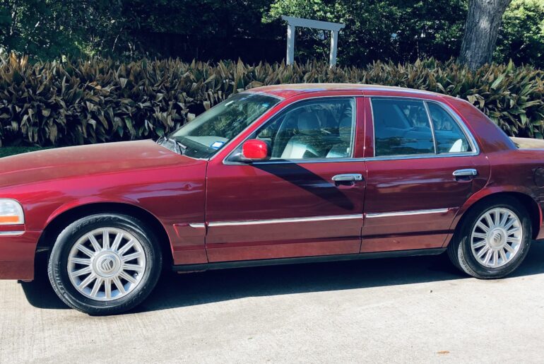 03 Mercury Grand Marquis (in the process of restoration)