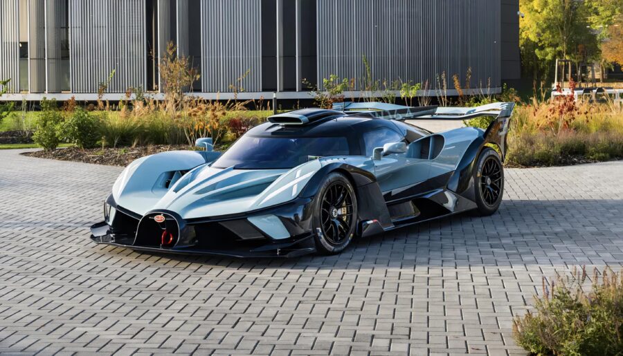 1025 Bugatti Bolide. [4304×1420]