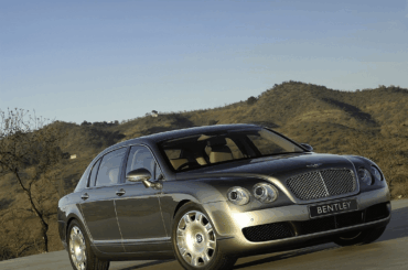 You're the leader of a mafia, choose a car to roll in (year is 2008)