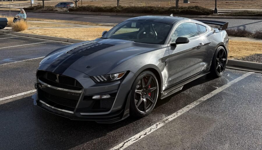 Ford Mustang Shelby GT500 [3673×3673]