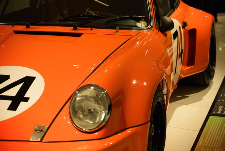 Porsche 911 Carrera RSR 3.0 [4000 x 6000]