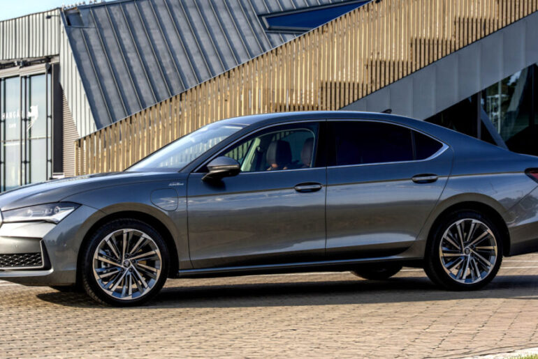 Skoda’s Flagship Plugs Into Sleeper Mode, But The Stopwatch Has Other Ideas