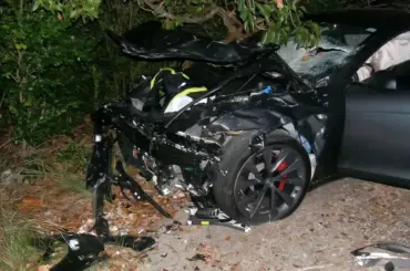 Federal judge rejects Tesla bid to overturn Autopilot verdict