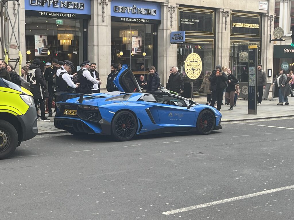 [Lamborghini, Model unknown]