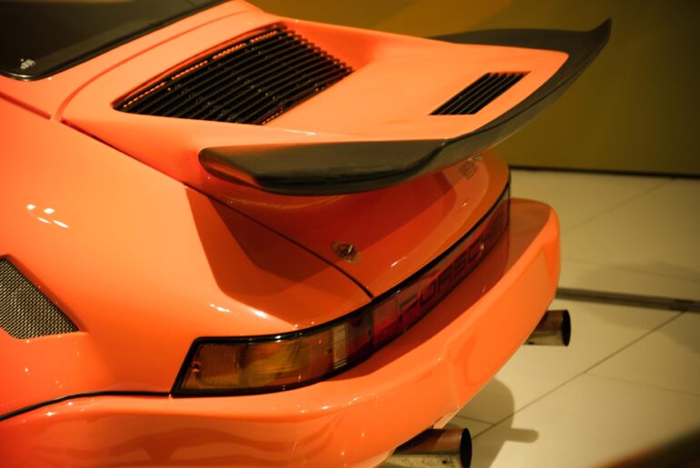 Porsche 911 Carrera RSR 3.0 [4000 x 6000]