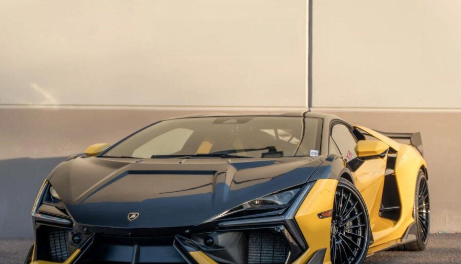 2024 Lamborghini Revuelto [1639×2048]