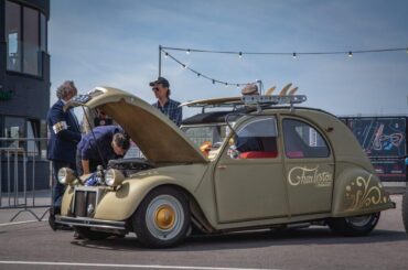 Citroën 2CV AZAM with Alfa Romeo V6 "Busso" engine.